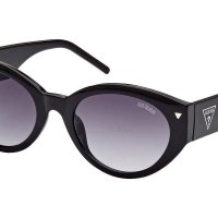 Дамски слънчеви очила на бранда GUESS , снимка 1 - Слънчеви и диоптрични очила - 43972094