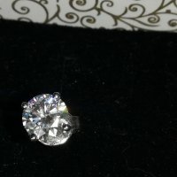 Налични Уникални Истински обеци 2 карата Фенси бяло Диамант Мойсанит Moissanite Diamond , снимка 2 - Обеци - 34859667