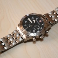 Продавам швейцарски часовник WENGER хронометър, снимка 8 - Мъжки - 39626160