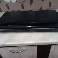 DVD player sony , снимка 3 - Плейъри, домашно кино, прожектори - 43062069