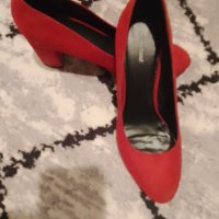 червени обувки, снимка 1 - Дамски елегантни обувки - 43553497