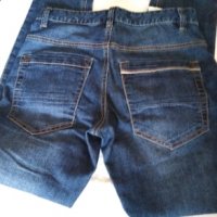 ОРИГИНАЛНИ юношески дънки BENETON, снимка 2 - Детски панталони и дънки - 26680511