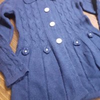 Детска жилетка в синьо, снимка 1 - Детски пуловери и жилетки - 43941573