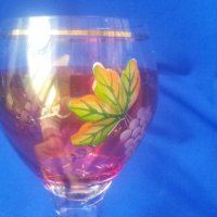 Красиви чаши калиево стъкло за вино, златен кант, гравюра, рисунка 3 бр, снимка 2 - Антикварни и старинни предмети - 38719327