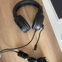 Геймърски слушалки Nacon Bigben PS4 Official Headset V3 Titanium, Микрофон, снимка 3 - Слушалки и портативни колонки - 43864233
