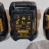 Батерии DEWALT 18v li-ion неработещи, снимка 2 - Винтоверти - 43959413