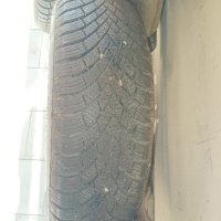 Зимни гуми Nexen 185/70R14 88T DOT 2322 на железни джанти за Subaru, снимка 1 - Гуми и джанти - 44001175