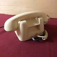 Стар телефон, снимка 5 - Стационарни телефони и факсове - 34595416
