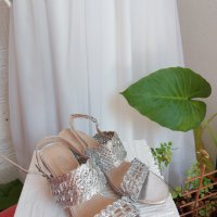 официални сватбени обувки с нисък стабилен ток, снимка 1 - Дамски обувки на ток - 37702373