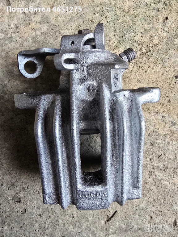 Заден десен спирачен апарат за Фолксваген Голф 4, снимка 1