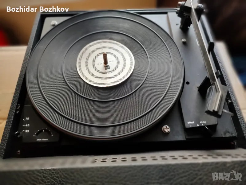 Стар грамофон DUAL  P 53, снимка 1