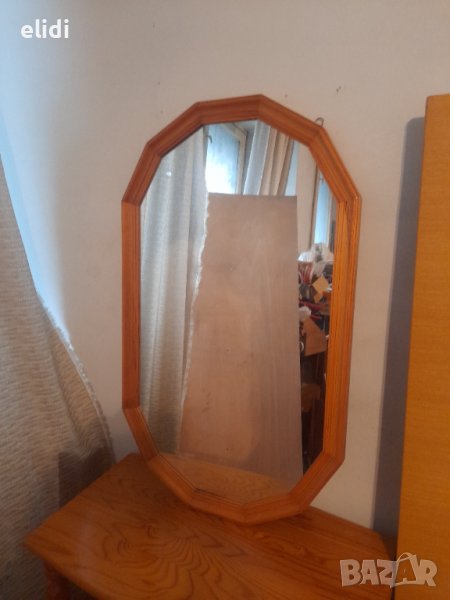 Огледало с рамка от дърво , снимка 1