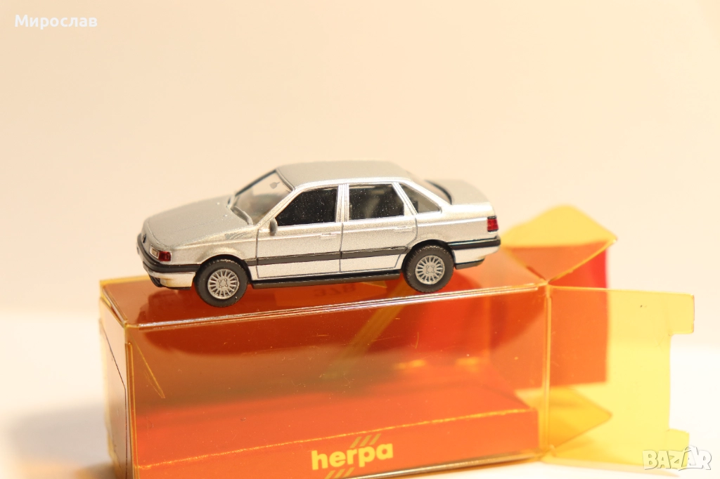 HERPA H0 1/87 VW PASSAT КОЛИЧКА КАМИОН МОДЕЛ, снимка 1