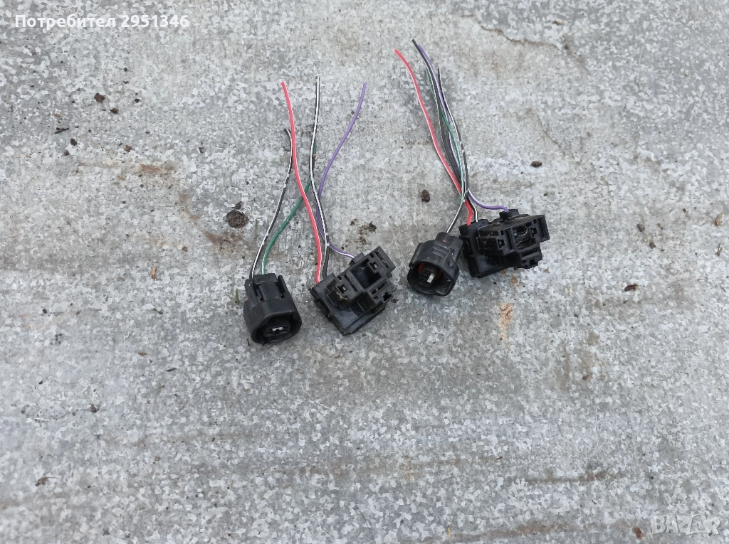 Букса Фар халоген Mitsubishi Space Star , снимка 1