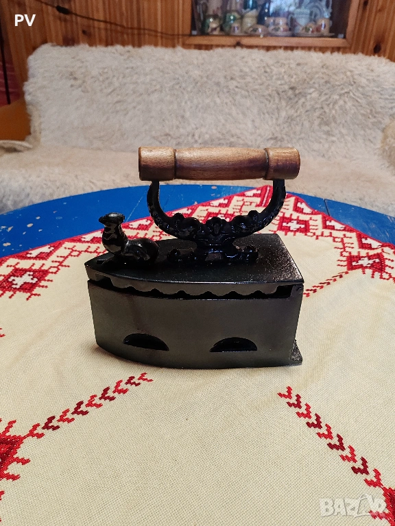 Старинна желязна ютия / ютия на жар, снимка 1