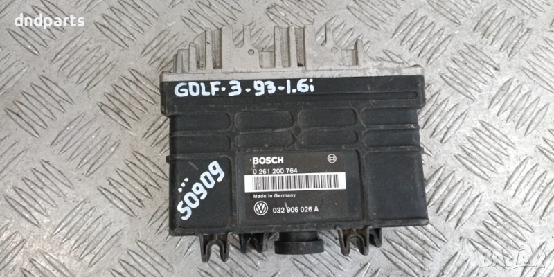 Компютър VW Golf 3 1.6i 1993г. 032906026A 0261200764 , снимка 1