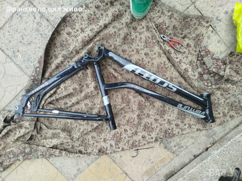 28 цола алуминиева рамка за велосипед колело Scott , снимка 1