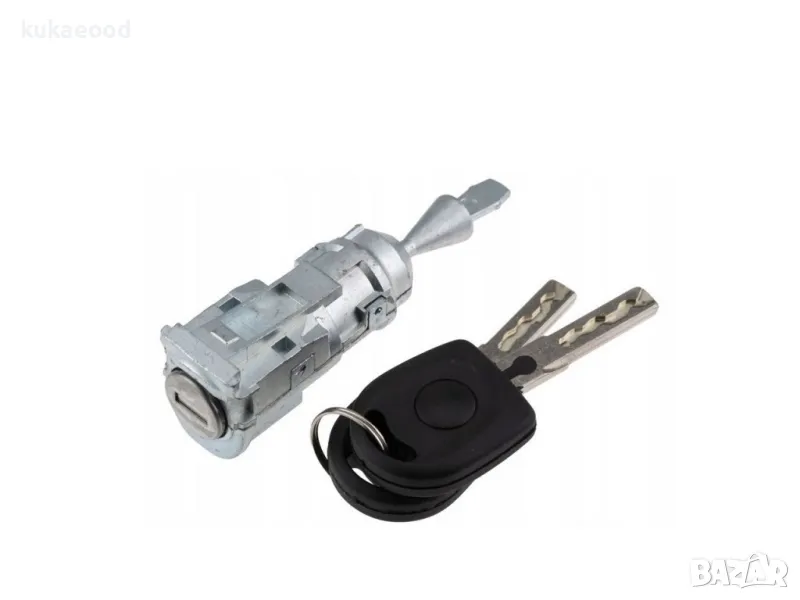 Патронник с ключове за врата на VW Tiguan 5N, снимка 1