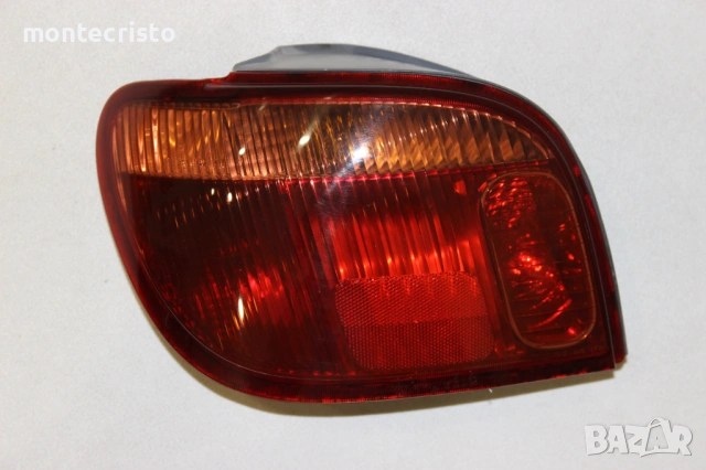 Ляв стоп Toyota Yaris P1 facelift (2003-2005г.) Тойота Ярис, снимка 2 - Части - 53409061