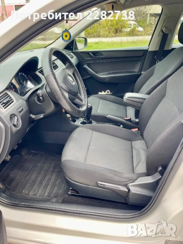 Škoda Rapid • 2016 г. • 1.6 TDI • 90 к.с. • Euro 6B, снимка 8 - Автомобили и джипове - 52457725