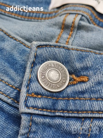 Мъжки дънки Jack&Jones размер 33, снимка 4 - Дънки - 36757351