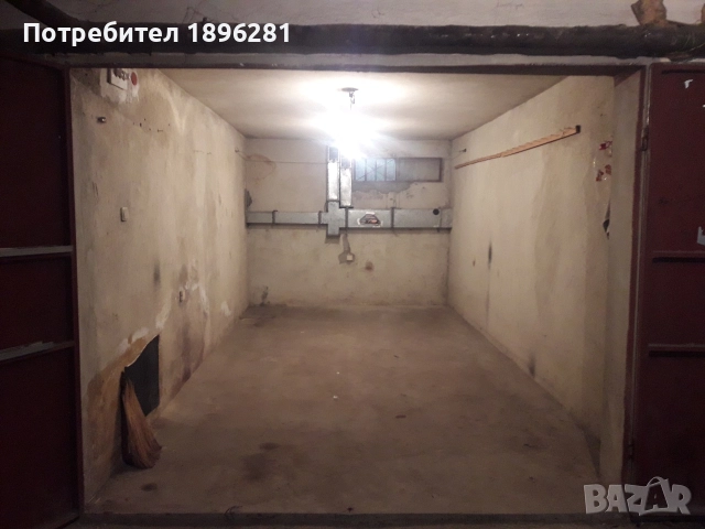 Продавам самостоятелен гараж на ул.Никулицел, снимка 6 - Гаражи и паркоместа - 52969321