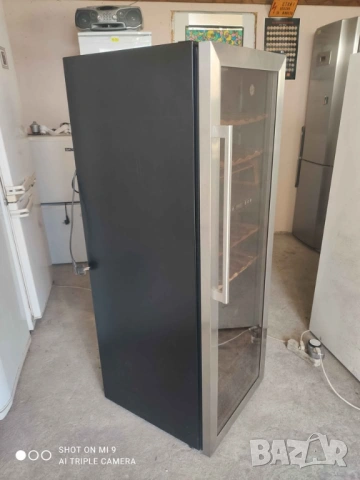 Ветринален хладилник за вино, 1.40 см, използван, снимка 4 - Хладилници - 53596138