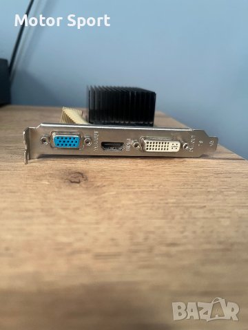 Nvidia GT 210 1GB DDR3, снимка 2 - Видеокарти - 43907570