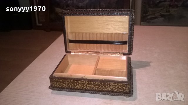 музикална кутия-19х13х7см-дърво и кожа-внос франция, снимка 5 - Колекции - 27161420