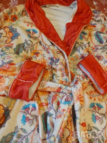 Лот плюшен халат и чехли , снимка 8 - Комплекти - 51998236