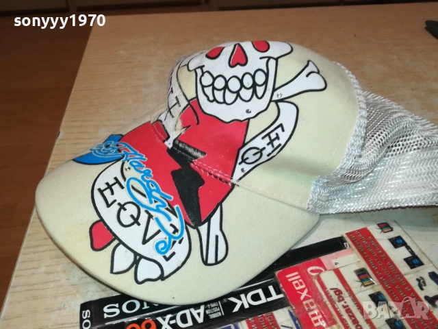 ED HARDY 2208251859, снимка 4 - Шапки - 51457059