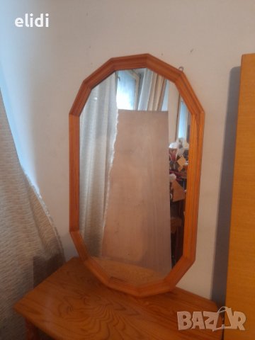 Огледало с рамка от дърво , снимка 1 - Огледала - 38058298