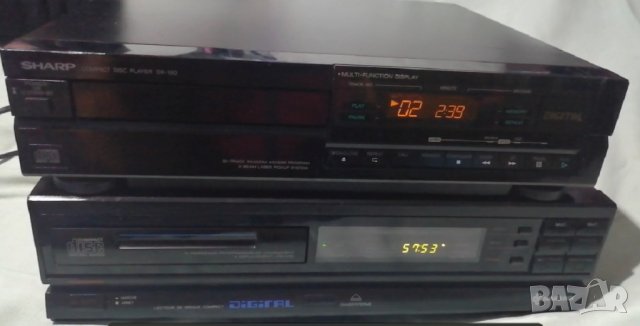 2 CD плейъра-Samsung Digital CD17 и Sharp DX-150H(BK), снимка 1 - Декове - 37702381