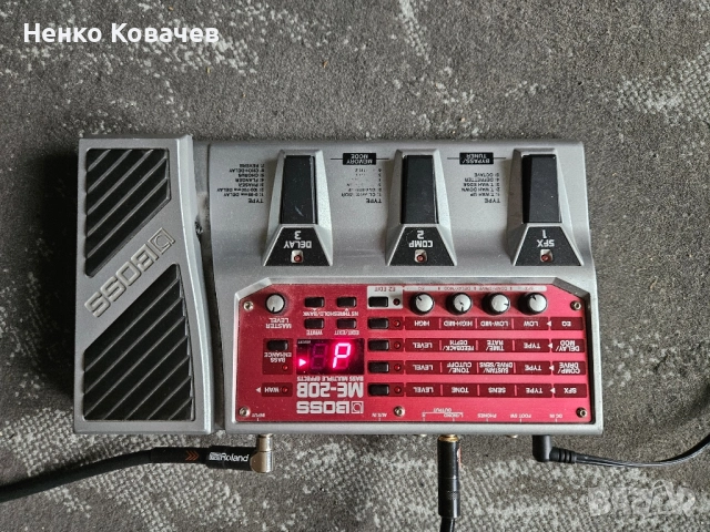 Мултиефект за бас китара BOSS ME20B, снимка 4 - Китари - 52640904