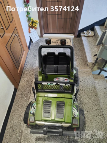 Джип за дете до 4-5год. С батерия  ,няма нищо счупено,има и музика ,каран е много малко , снимка 4 - Детски велосипеди, триколки и коли - 50637622