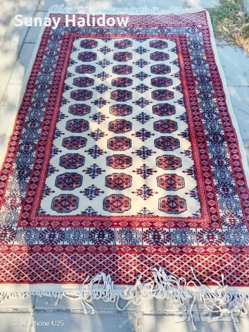 ръчно тъкан килим