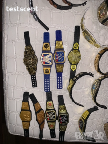 Шампионски колани пояси за WWE екшън фигурки action figure title belts championships вие си избирате, снимка 4 - Фигурки - 48747424