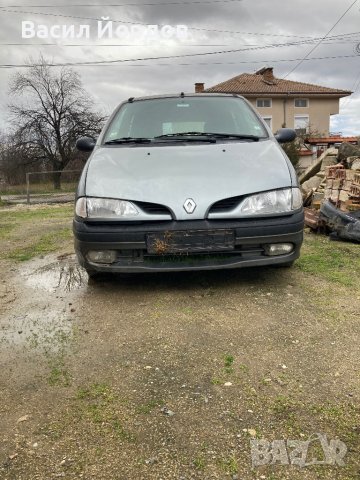 Рено Сциник-Меган. 1.6 90кс, 2001г на Части. 