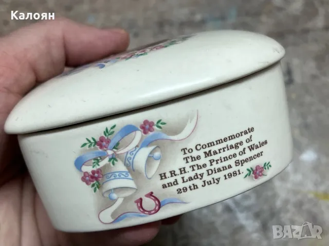 Керамична кутийка с формата на сърце с Лейди Даяна и Принц Чарлз от 1981, снимка 3 - Декорация за дома - 48562581