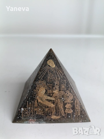 Vintage , бронзови, енергийни пирамиди с египетски мотиви, снимка 11 - Статуетки - 53144685