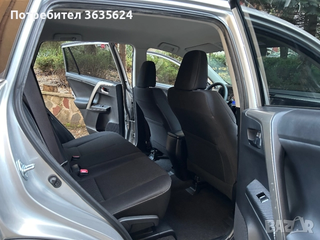 Toyota Rav4 2.0 D-4D, 4x4 , 124 к.с.,01. 2015 г, Пълна серв. история !, снимка 8 - Автомобили и джипове - 52273954