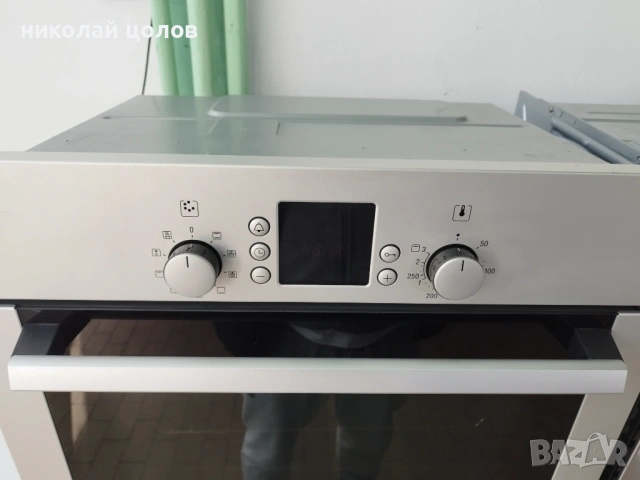 Фурна за вграждане Bosch , снимка 2 - Печки, фурни - 53070934