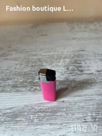 Противовятърна розова запалка 🩷, снимка 2 - Запалки - 52412810
