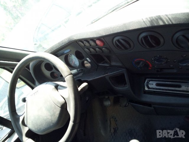 Ивеко Дейли 3.0 140кс, снимка 3 - Бусове и автобуси - 32828156