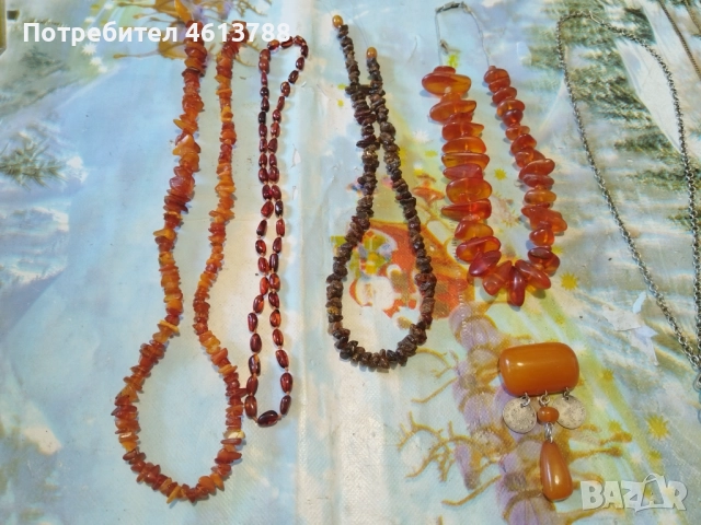 Бижута от балтийски кехлибар, снимка 2 - Антикварни и старинни предмети - 52157705