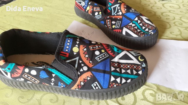 Дамски спортни обувки, снимка 2 - Дамски ежедневни обувки - 36598892