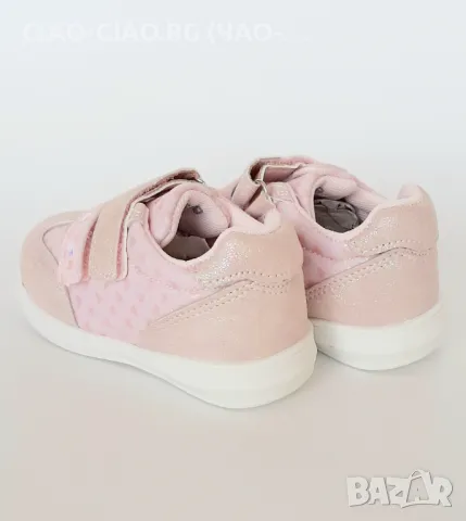 Бебешки розови обувки за момиче със сърчица, снимка 4 - Детски обувки - 50140230