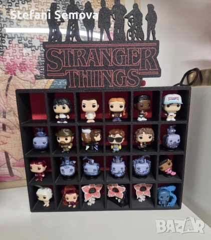 Stranger Things - Поставка за фигурки Kinder Joy, снимка 4 - Колекции - 53058653