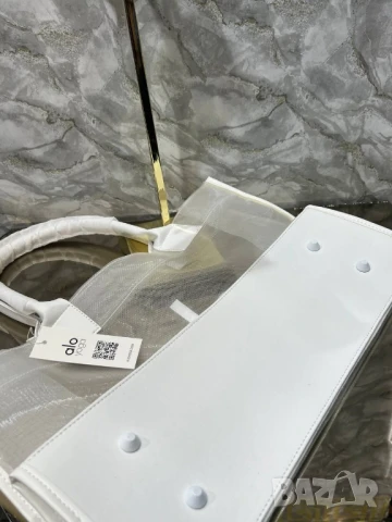 чанти alo Sheer Tote Bag
, снимка 6 - Чанти - 50578740