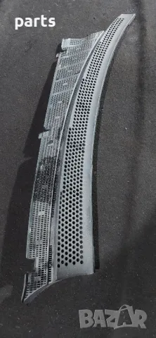 Решетка Чистачки Мерцедес C класа W202 - 2028310258, снимка 3 - Части - 49194476